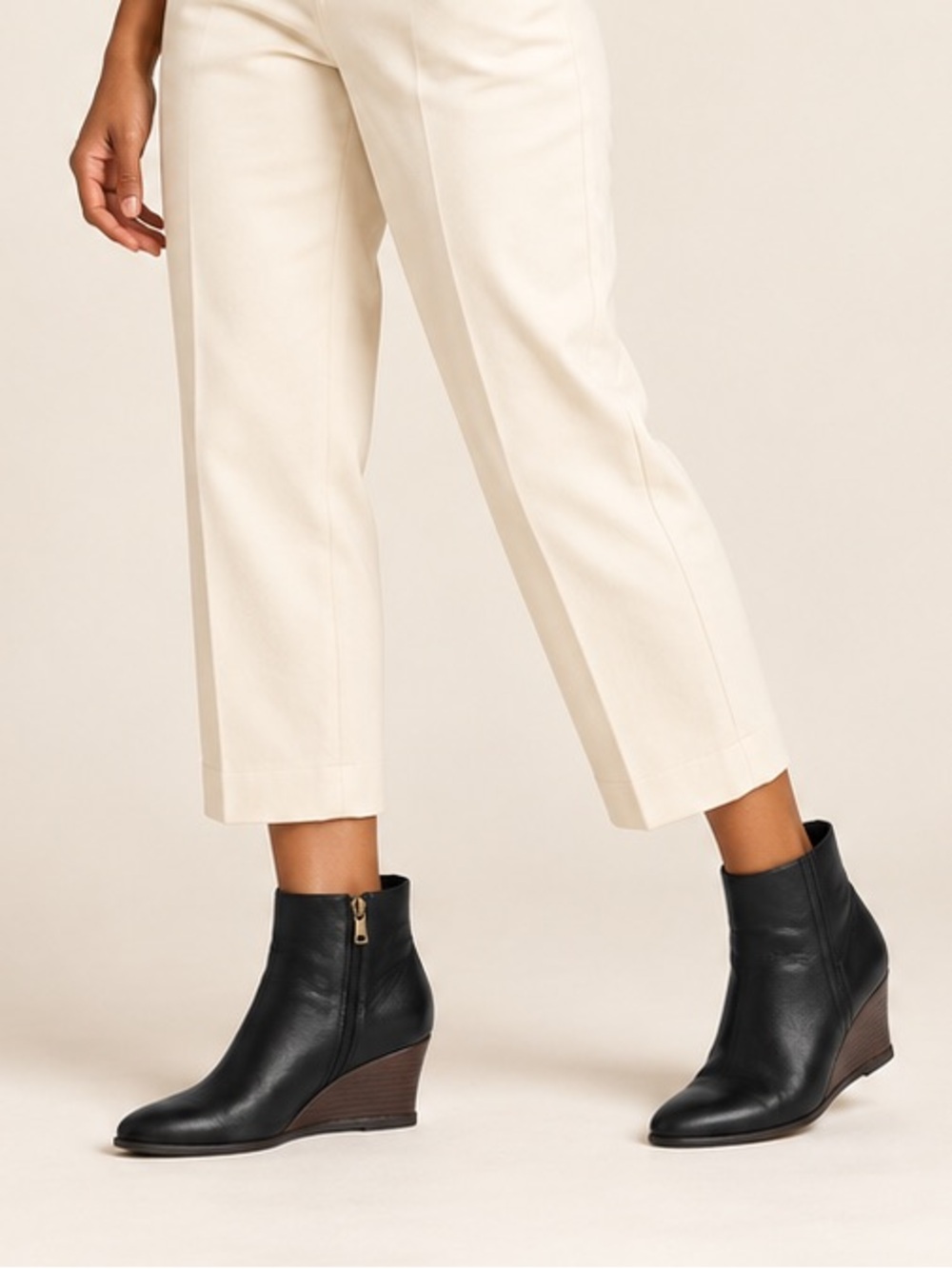 Lucca Lane Zippy Wedge Booties. Size 7.5M